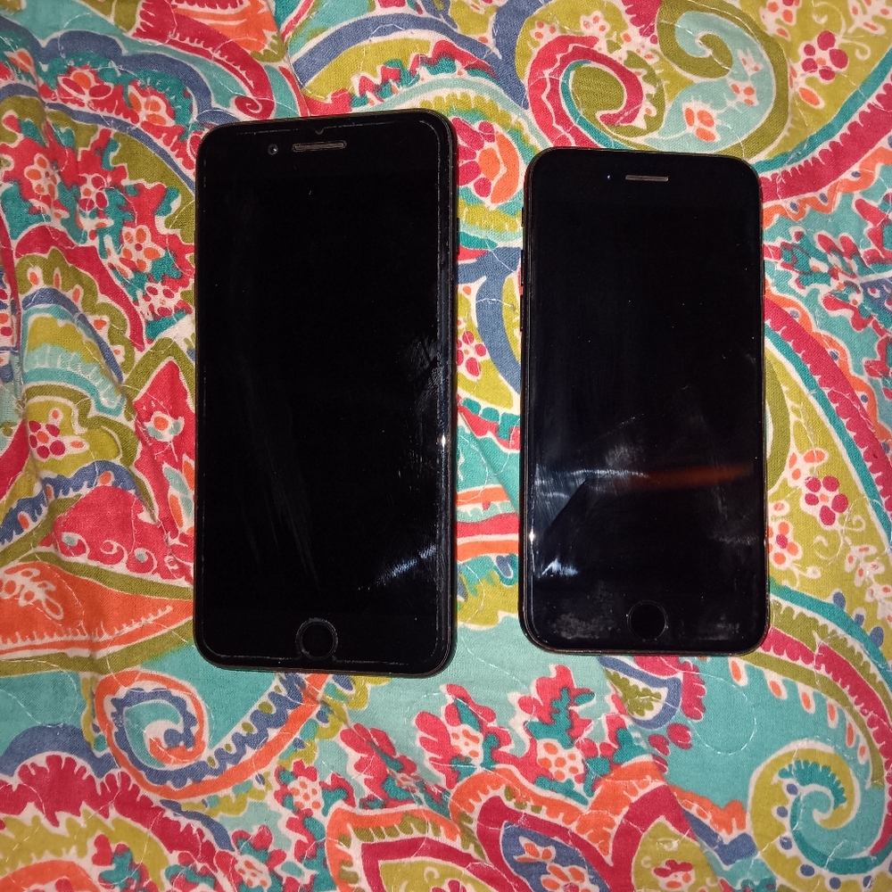 iPhone 7 / iPhone 7 Plus Unlocked Bundle